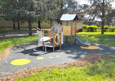 Realizzazione parco giochi bambini Garden del Lago