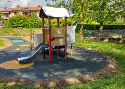Realizzazione parco giochi bambini Garden del Lago